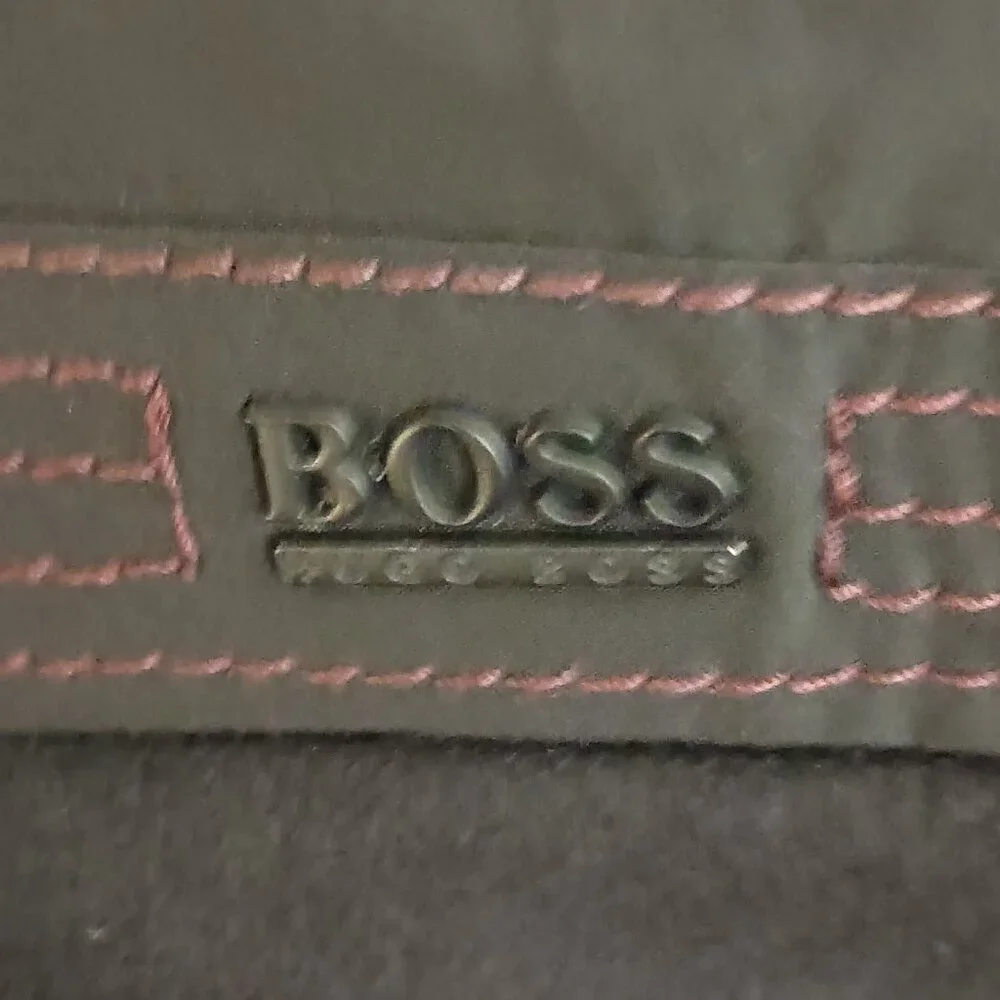 Hugo Boss Wool Cashmere Coat with Inner Bib & Ribbed Collar Size 40R EUC - Picture 9 of 16